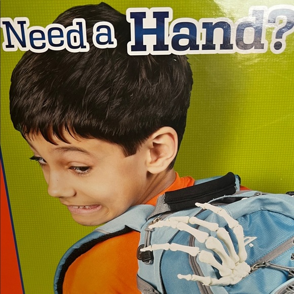 Klutz The Hand Book - Build a Skeleton Hand Kit - Picture 4 of 14